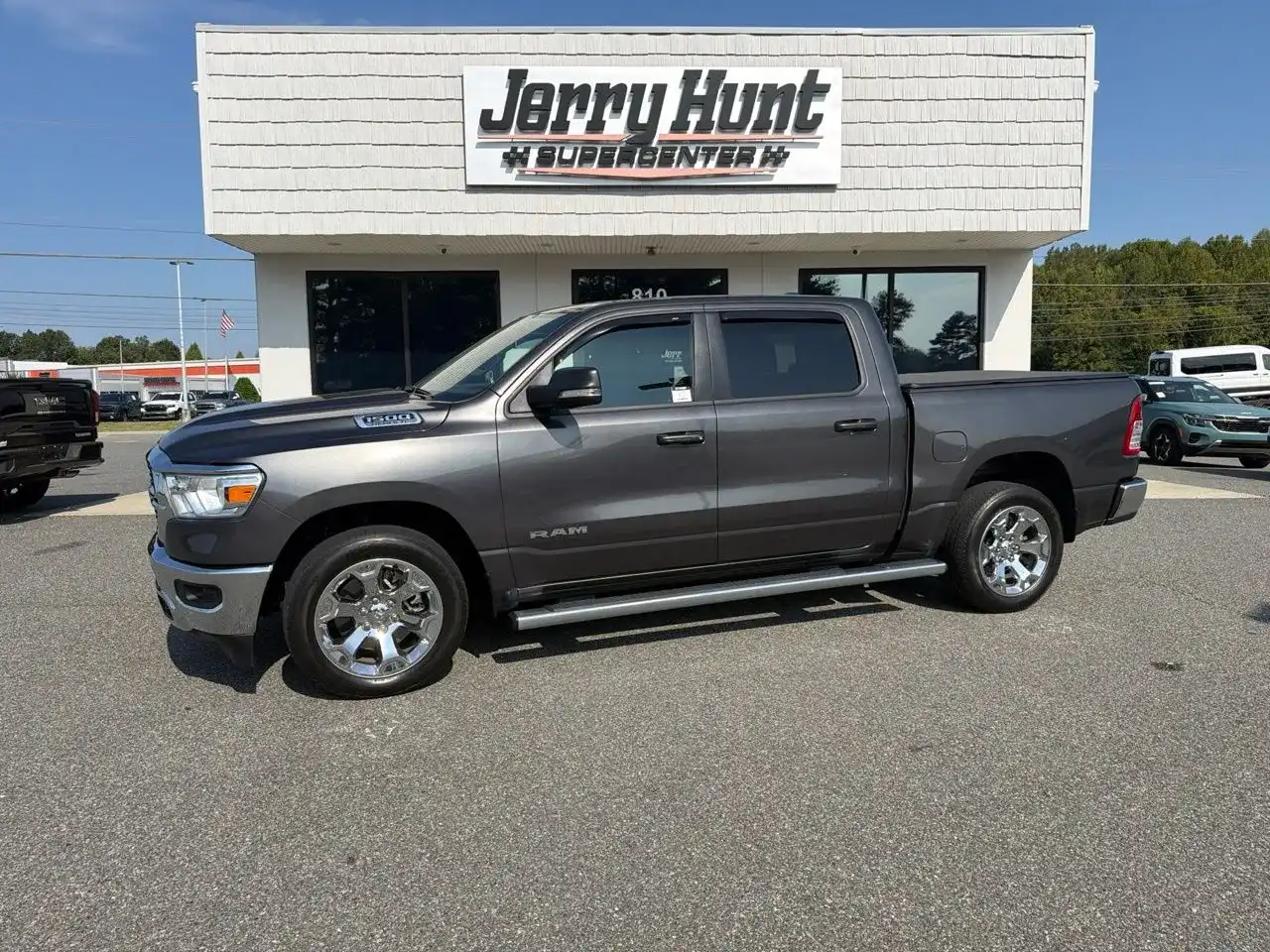 2022 RAM 1500 Big Horn/Lone Star Crew Cab 5'7's photo