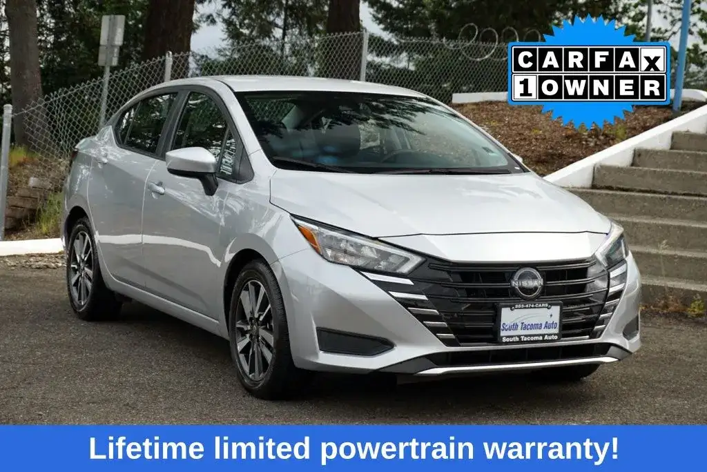 2025 Nissan Versa 1.6 SV CVT's photo