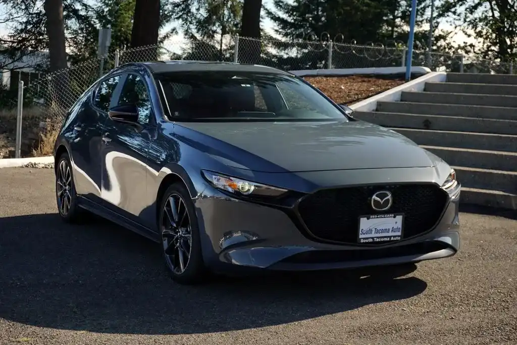 2024 Mazda CX-3 2.5 Carbon Ed. AT 5-Door SKYACTIV AWD's photo