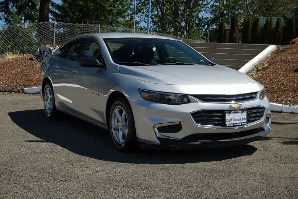 2017 Chevrolet Malibu 1LS's photo