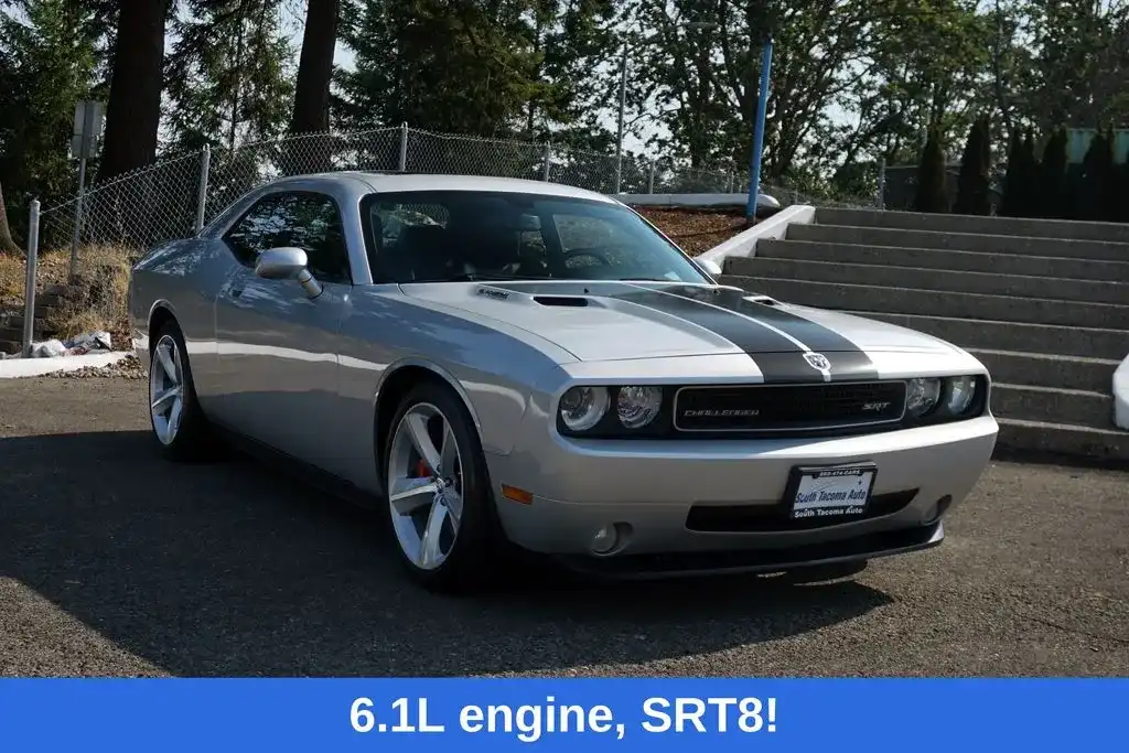 2008 Dodge Challenger SRT8's photo
