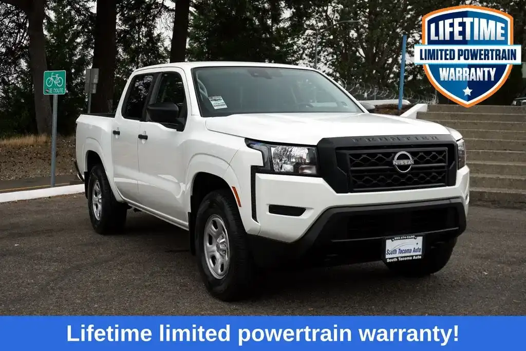 2022 Nissan Frontier S Crew Cab 4WD's photo