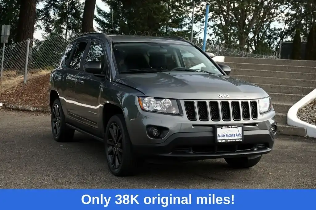 2013 Jeep Compass Latitude's photo