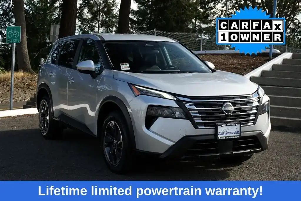 2025 Nissan Rogue SV FWD's photo