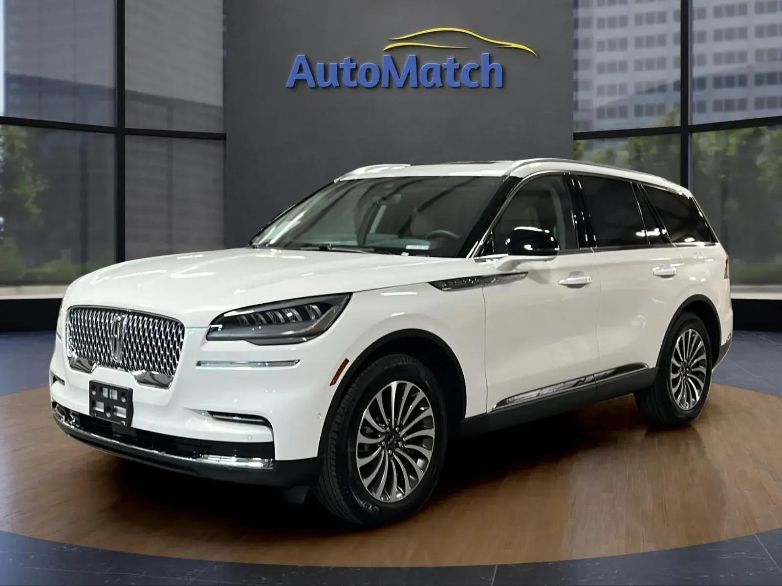 2024 Lincoln Aviator Reserve AWD photo 4