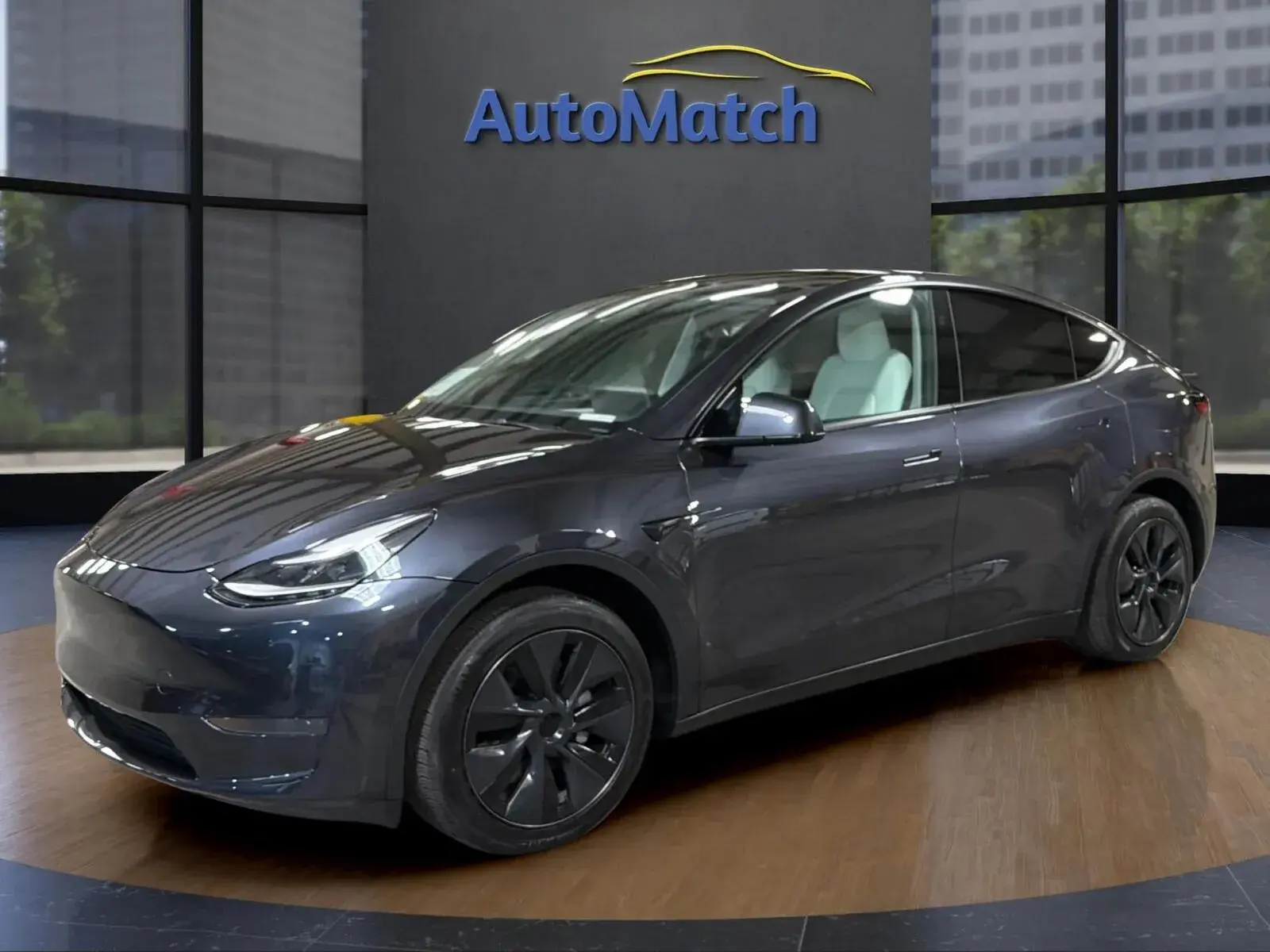 2025 Tesla Model Y Long Range Rear Wheel Drive photo 5