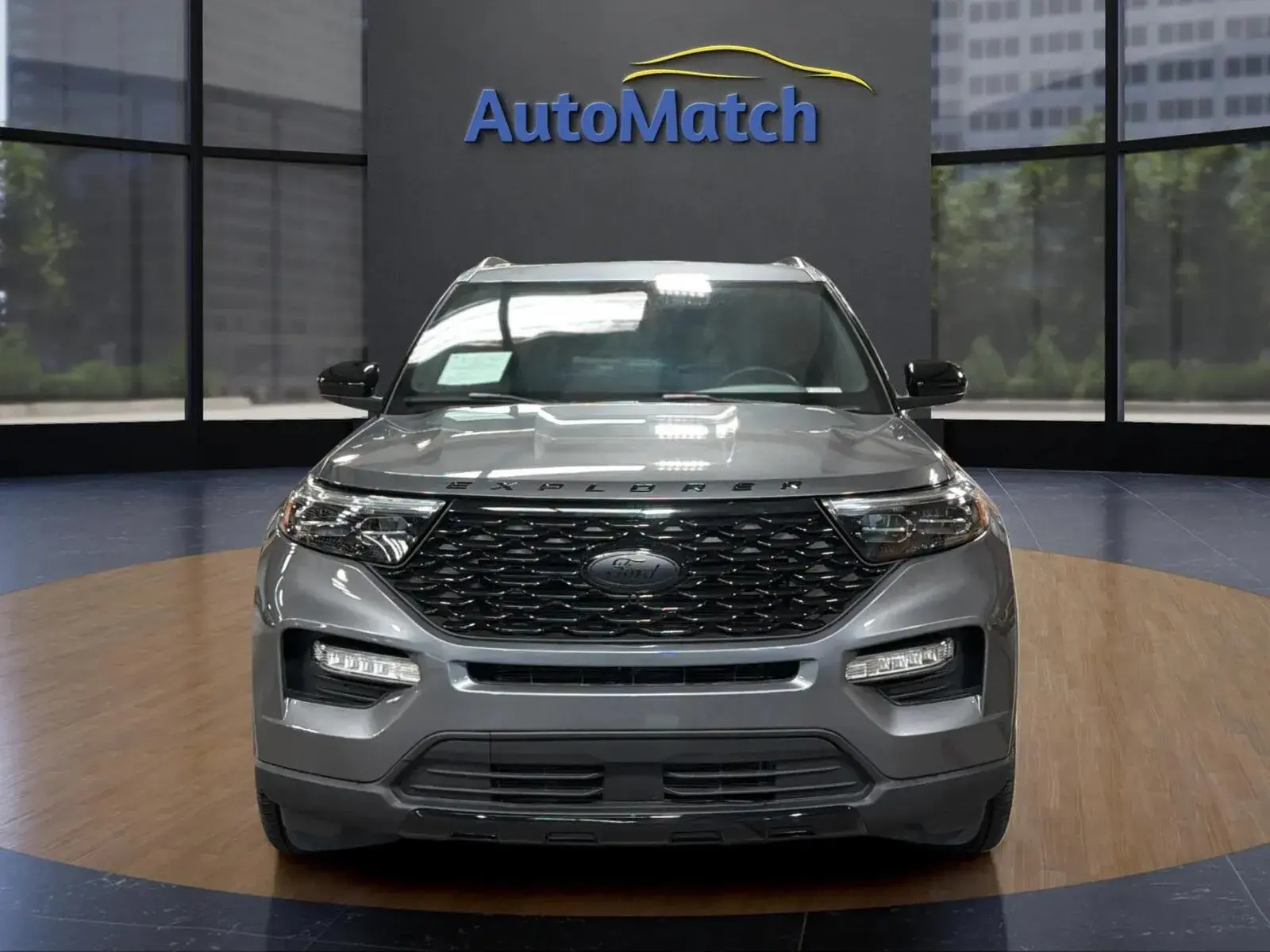 2023 Ford Explorer ST-Line 4WD photo 3