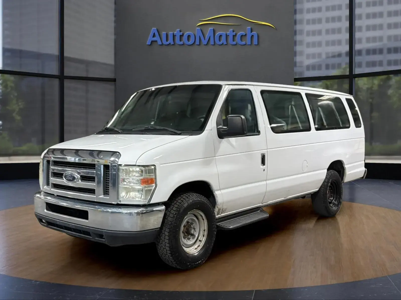 2009 Ford E-Series E-350 XL Super Duty Extended photo 3