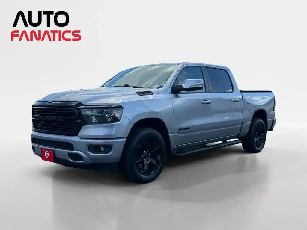 2020 RAM 1500 Big Horn/Lone Star 4x4 Crew Cab 5'7's photo