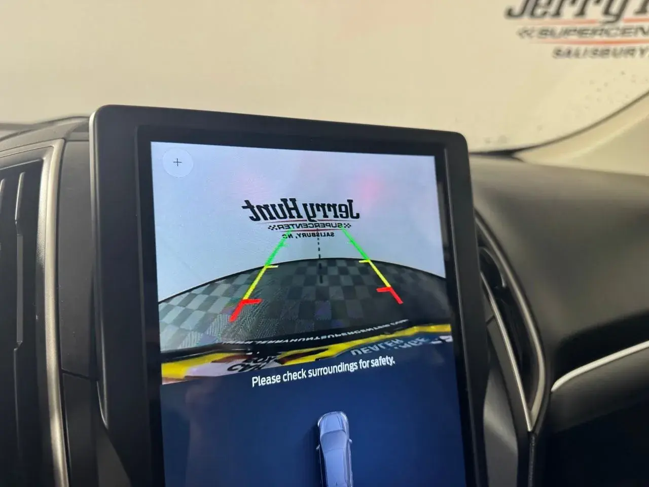 2021 Ford Edge SEL photo 3