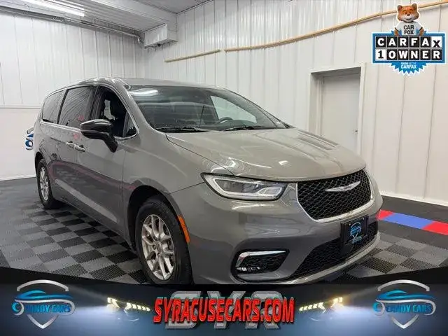 2025 Chrysler Pacifica Select photo 1