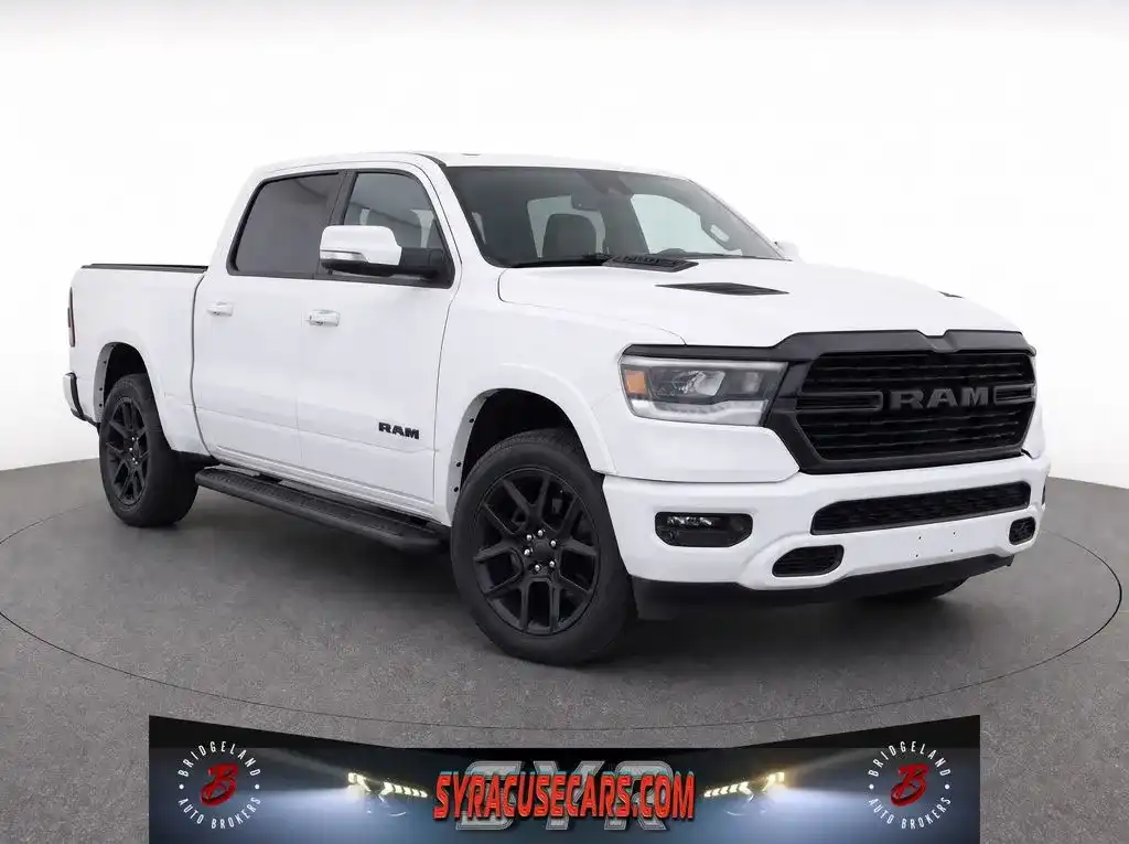 2020 RAM 1500 Laramie 4x4 Crew Cab 5'7's photo