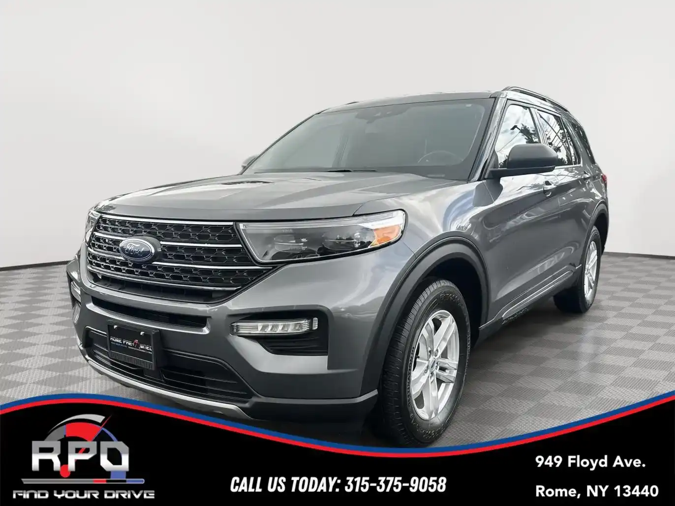 2022 Ford Explorer XLT 4WD's photo