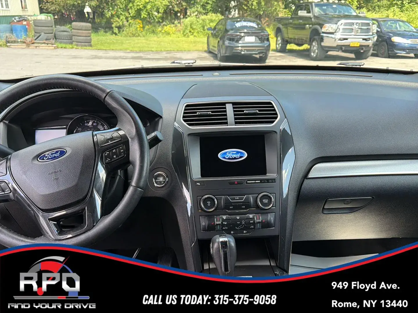 2019 Ford Explorer XLT 4WD photo 5