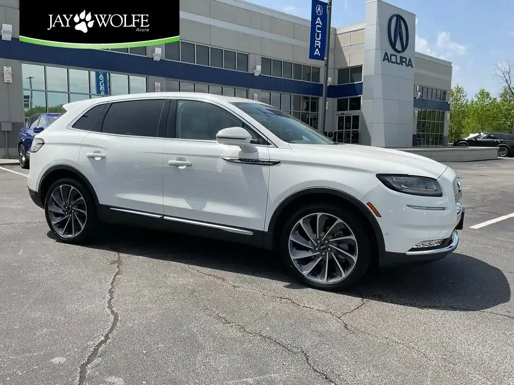 2023 Lincoln Nautilus Reserve AWD's photo