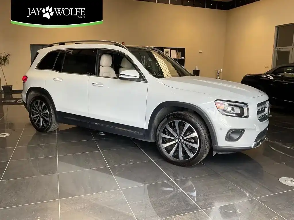2023 Mercedes-Benz GLB GLB 250 4MATIC's photo