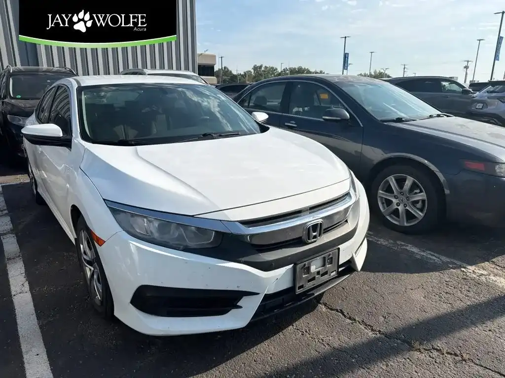 2018 Honda Civic LX CVT's photo