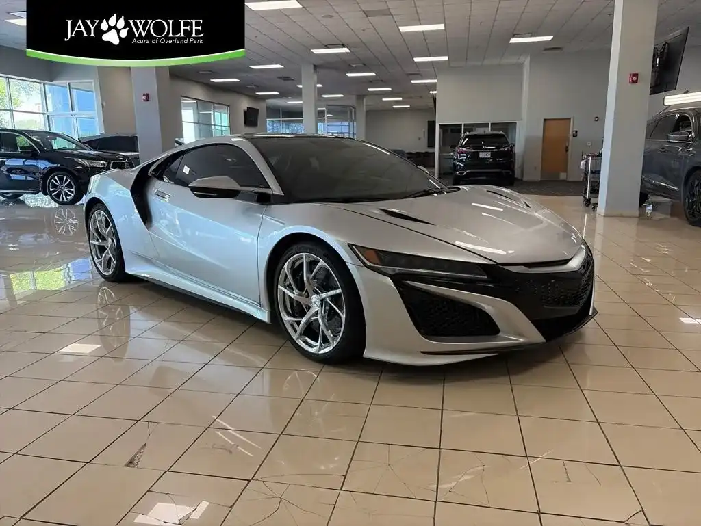 2017 Acura NSX Sport Hybrid SH-AWD's photo