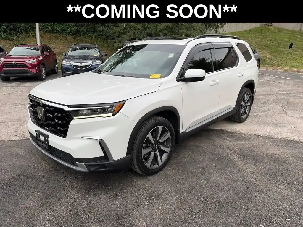 2023 Honda Pilot Elite AWD's photo