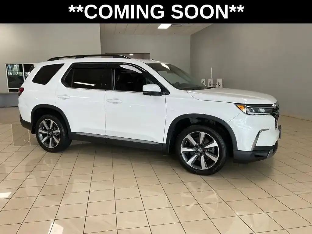 2023 Honda Pilot Elite AWD's photo