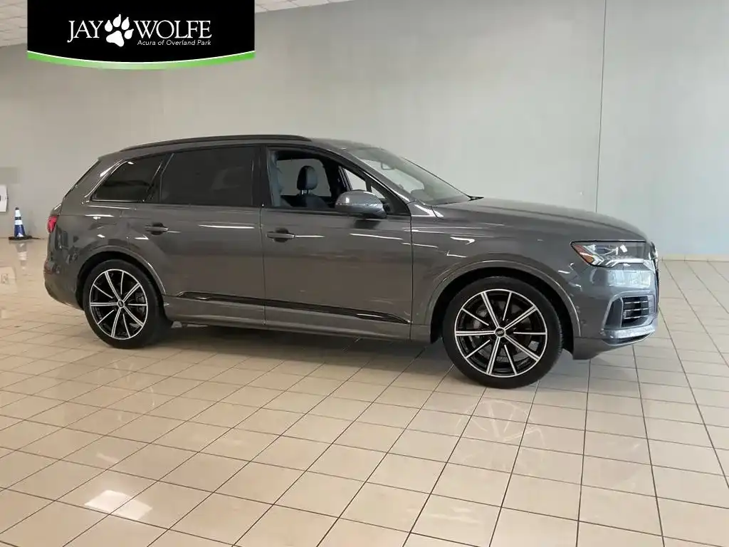 2022 Audi Q7 55 Prestige quattro Tiptronic's photo
