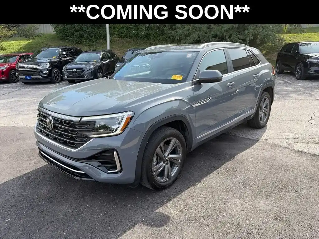 2024 Volkswagen Atlas Cross Sport 2.0T SEL R-Line 4MOTION's photo