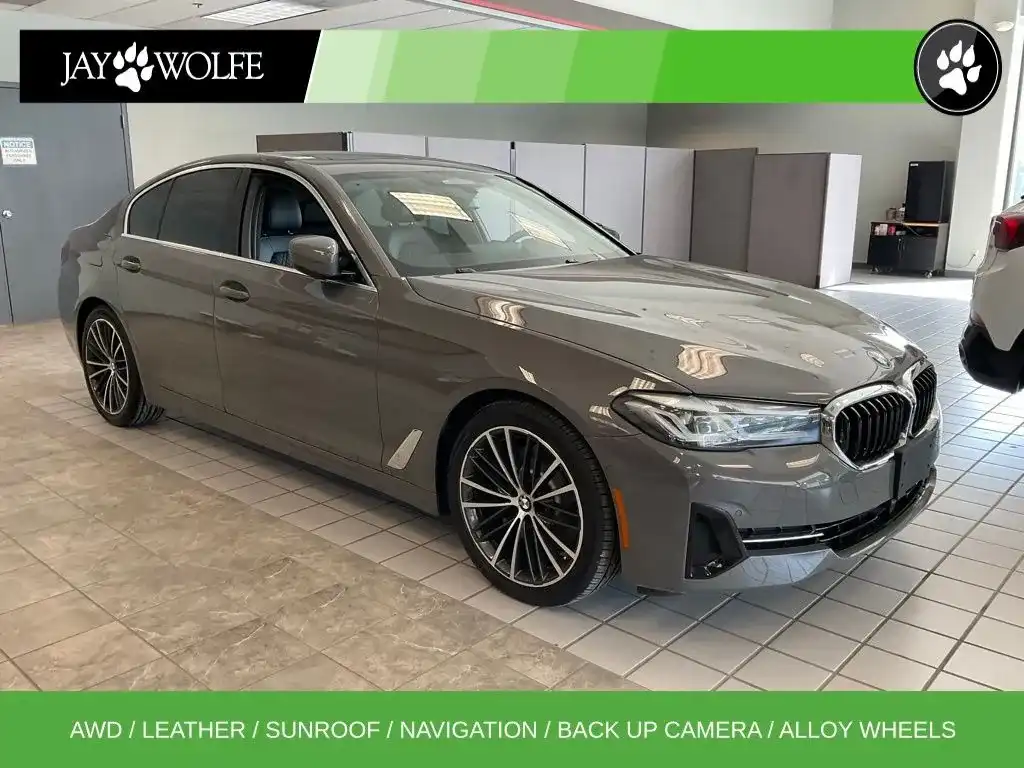 2021 BMW 5 Series 530i xDrive Sedan's photo