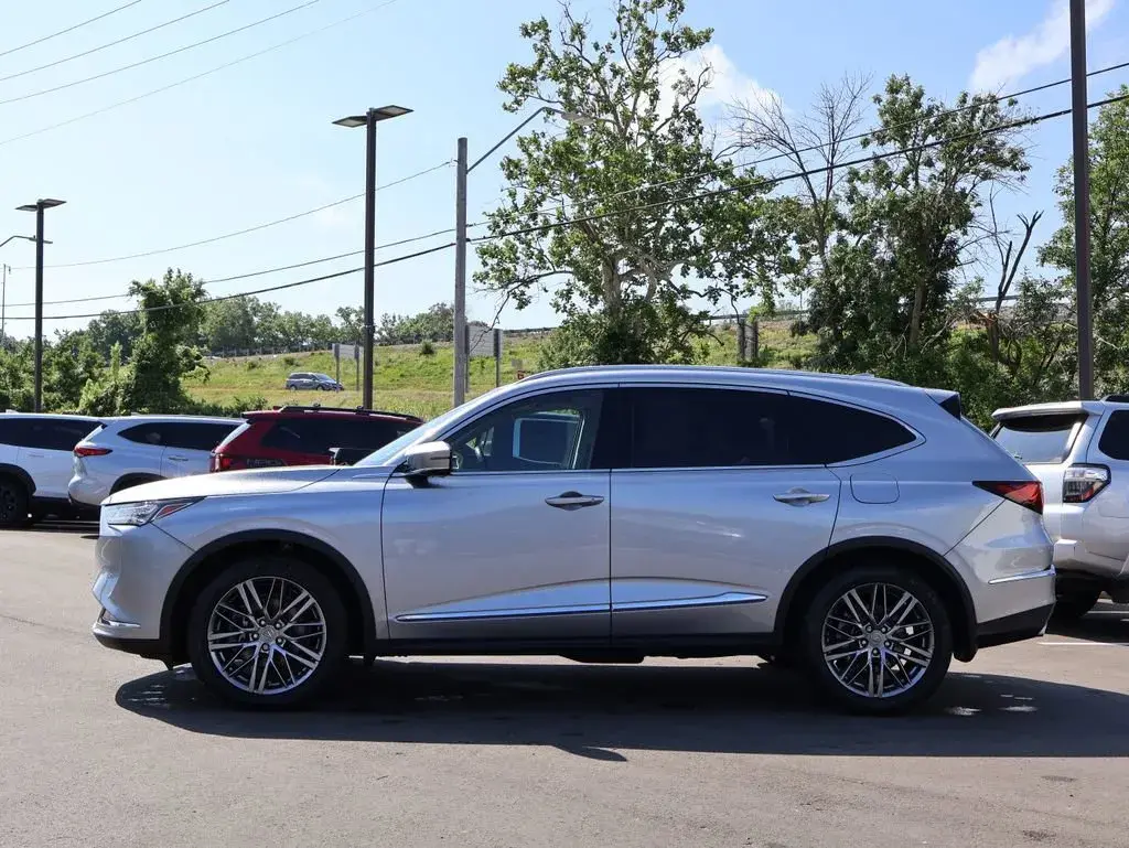 2024 Acura MDX SH-AWD Advance Package photo 4