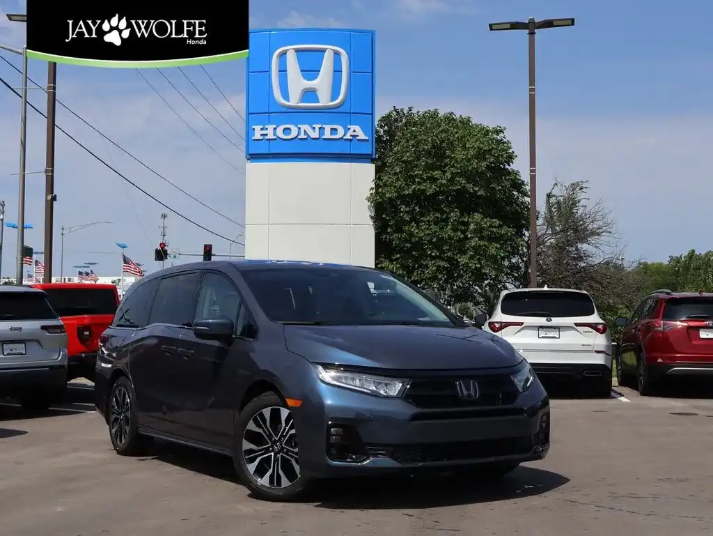 2026 Honda Odyssey Elite's photo
