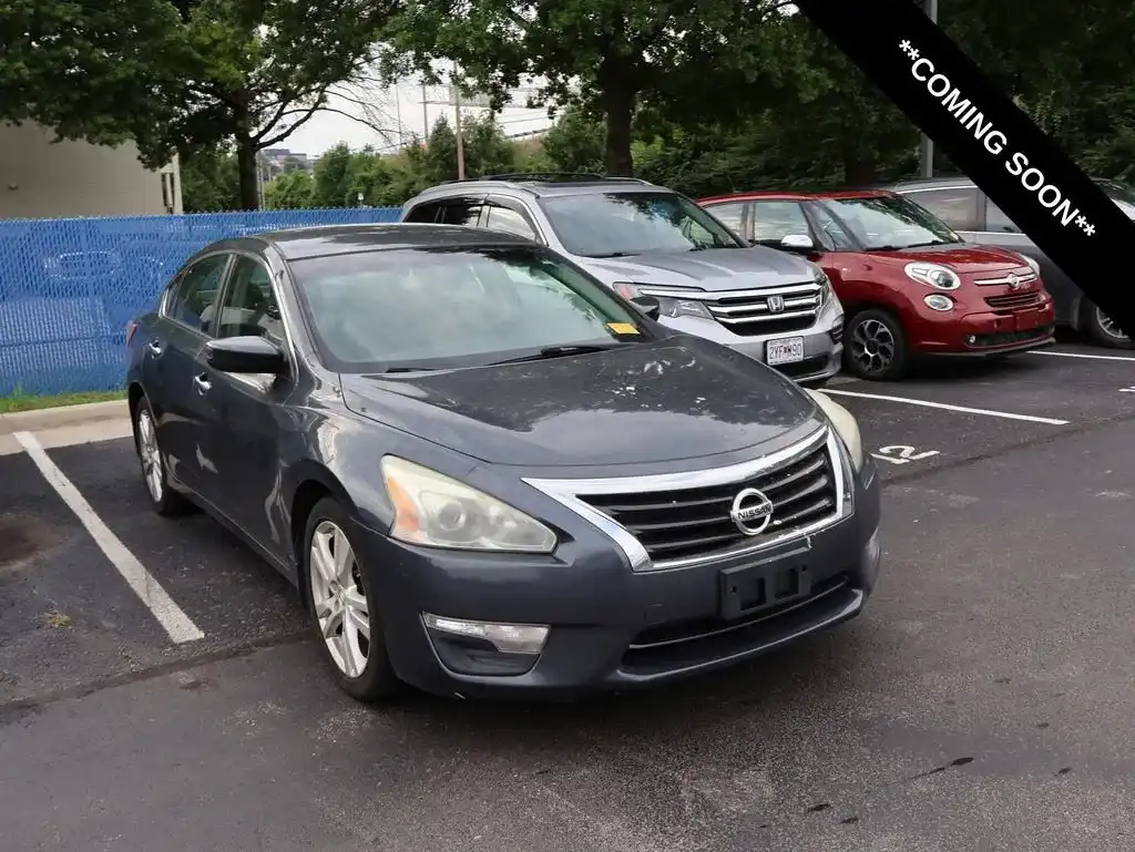 2013 Nissan Altima 3.5 S CVT's photo