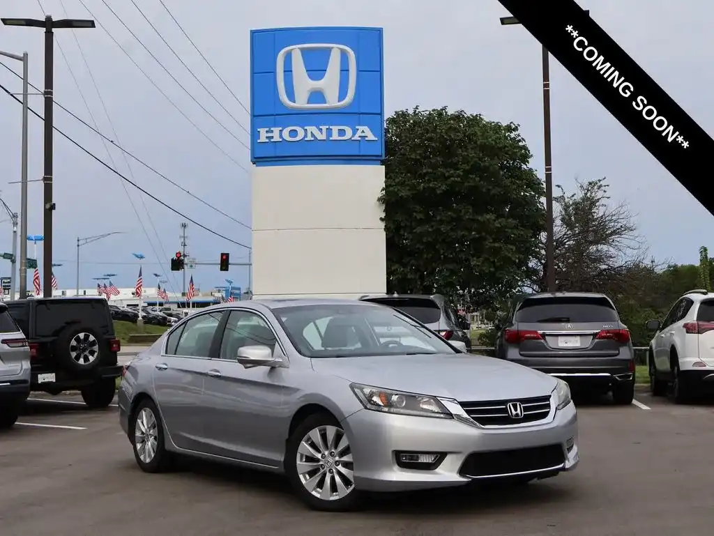 2013 Honda Accord EX-L Auto's photo