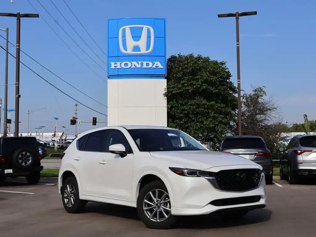 2025 Mazda CX-5 Preferred AWD Auto Package S's photo