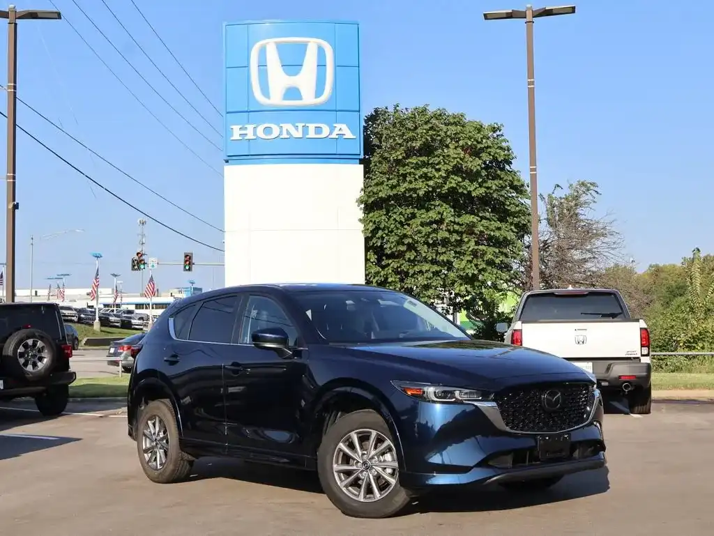 2025 Mazda CX-5 Select AWD Auto Package S's photo