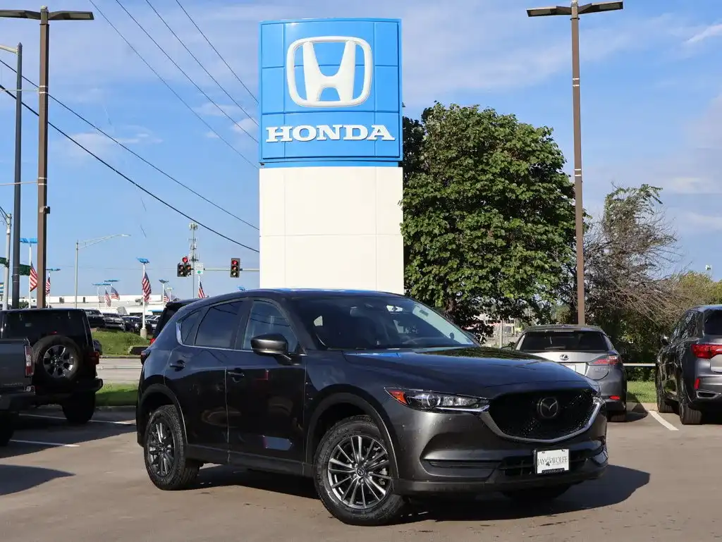 2019 Mazda CX-5 Touring AWD Auto's photo