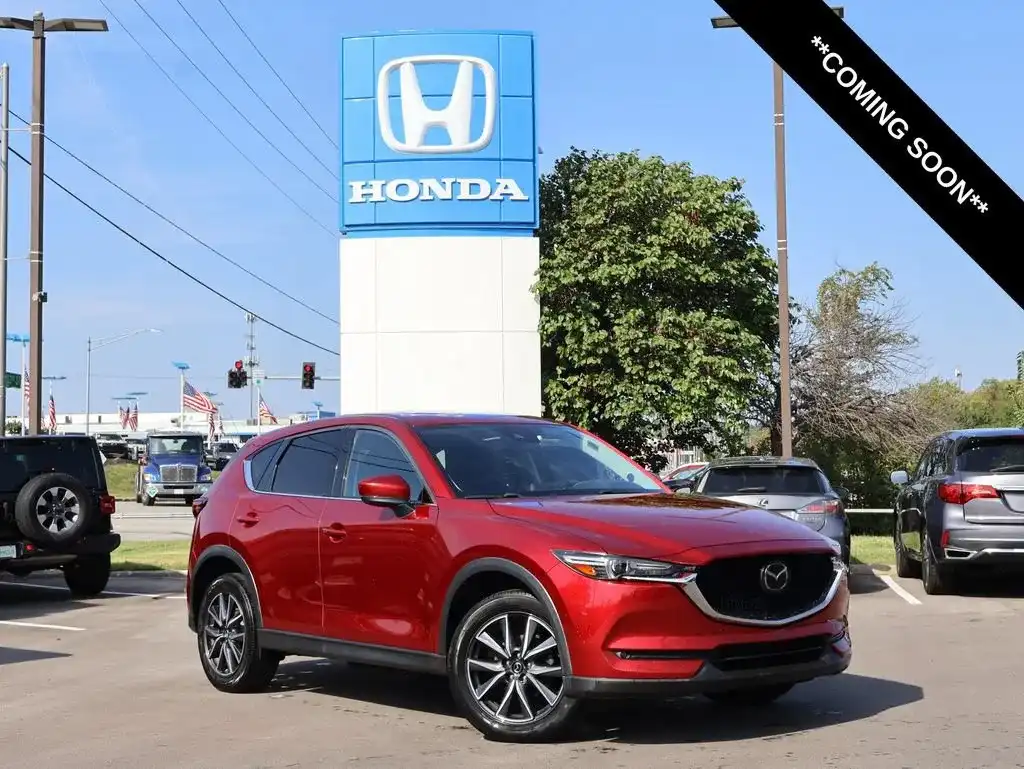 2017 Mazda CX-5 Grand Touring AWD Auto's photo