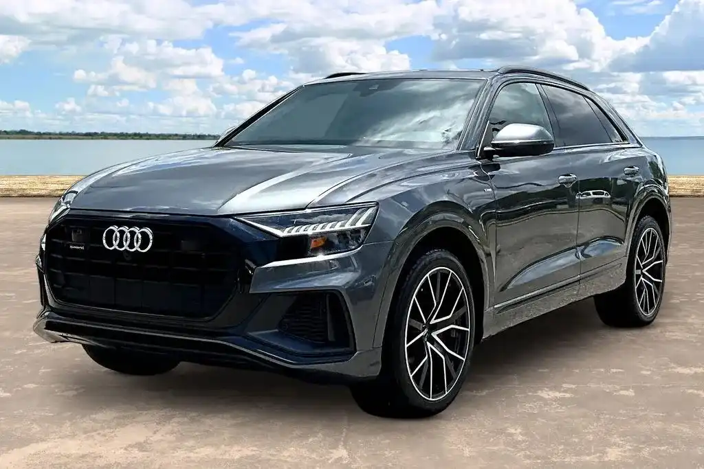 2020 Audi Q8 55 Premium Plus Tiptonic quattro's photo