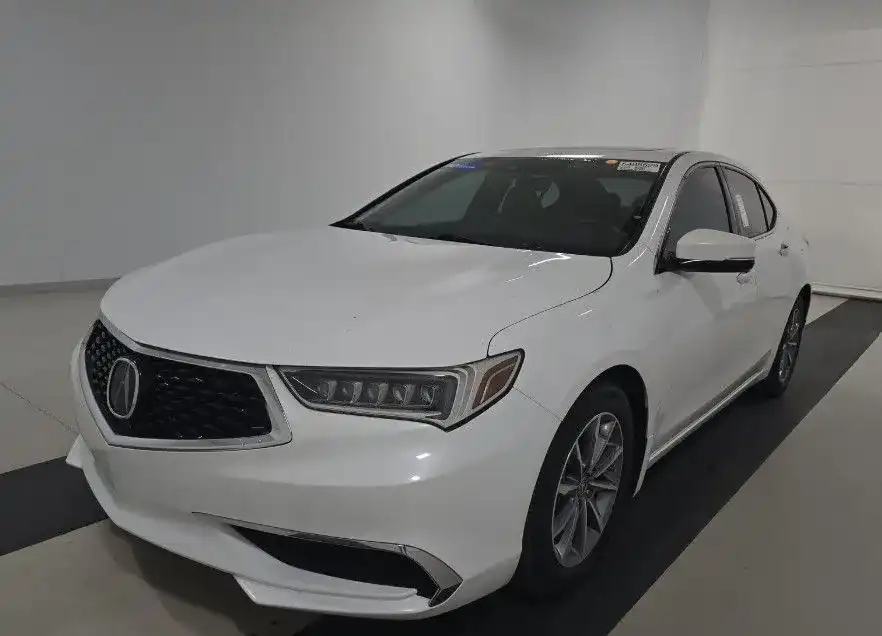 2018 Acura TLX 2.4 DCT Technology Package's photo