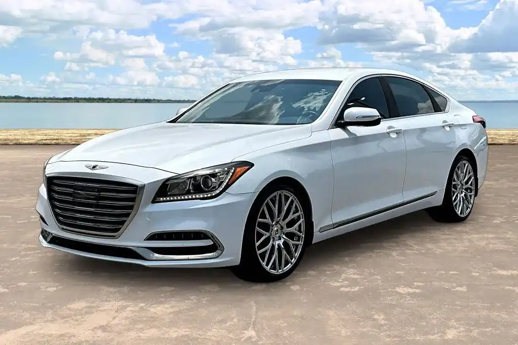 2018 Genesis G80 3.8 RWD's photo