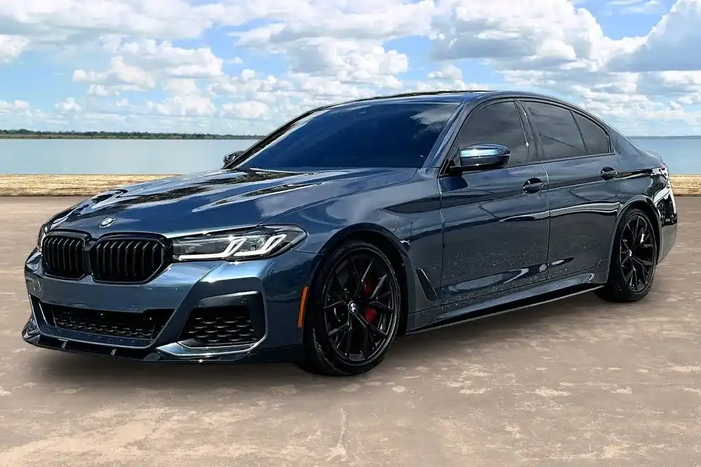 2023 BMW 5 Series 540i Sedan's photo