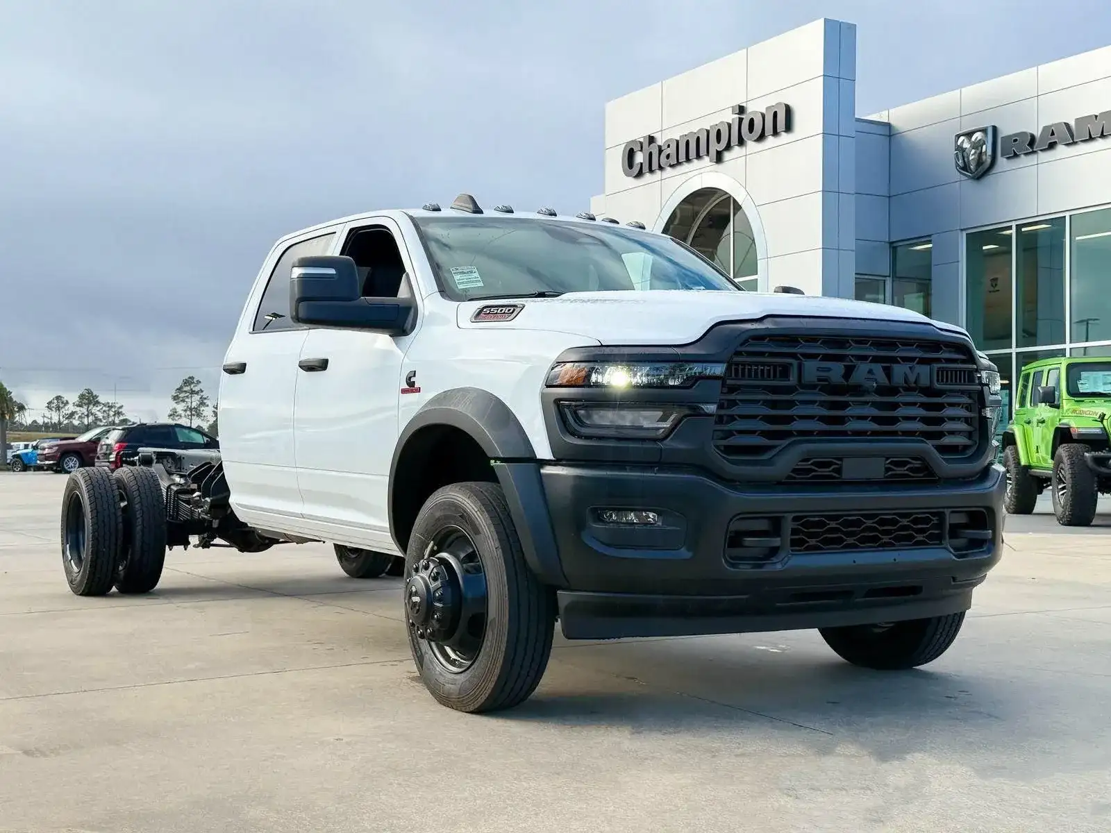 2026 RAM 5500 Big Horn 4X4 Crew Cab DRW 197" WB's photo