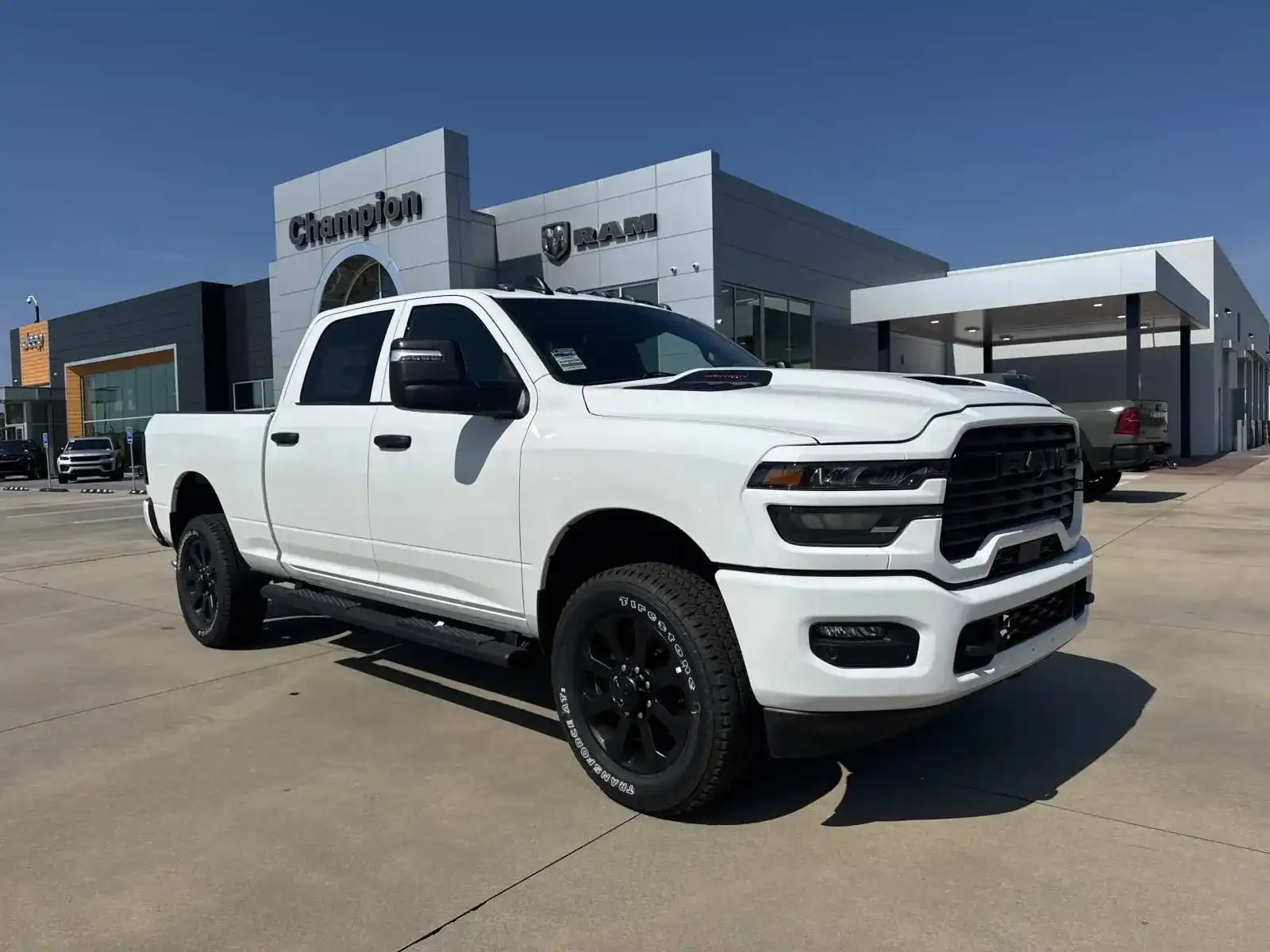 2026 RAM 2500 Tradesman/Black Express 4X4 Crew Cab SWB's photo