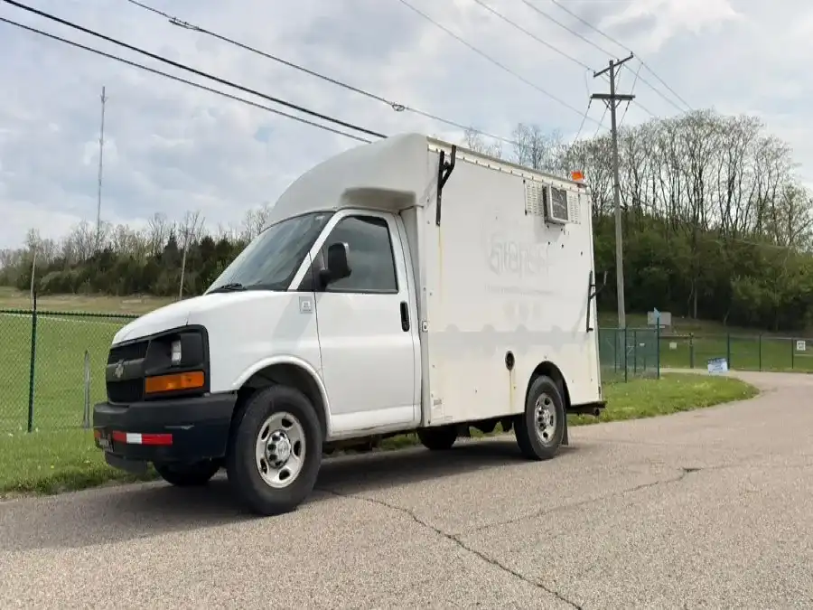 2012 Chevrolet Express's photo