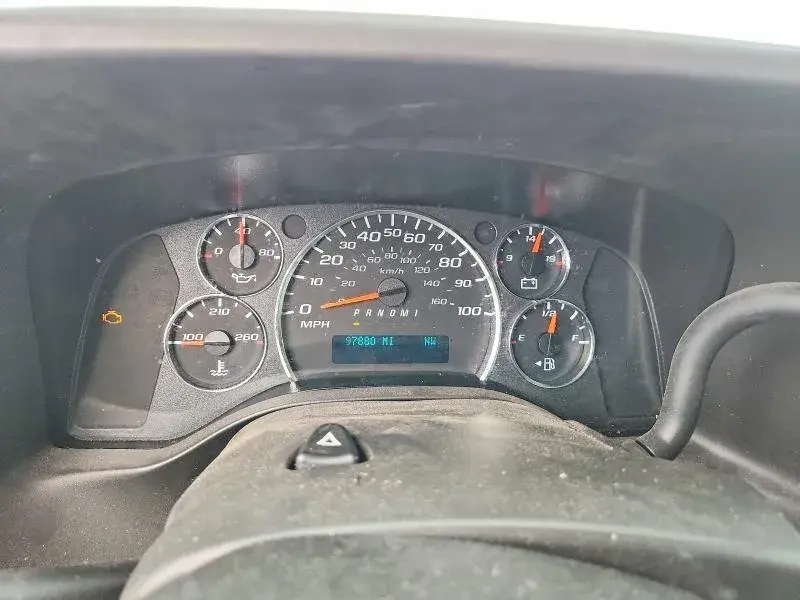 2020 Chevrolet Express Work Van HD 2500 photo 4