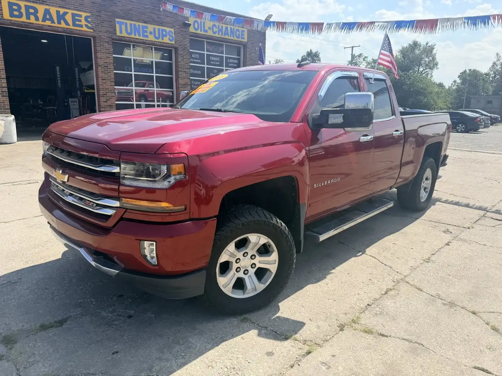 2018 Chevrolet Silverado 1500 Z71 4WD Double Cab Standard Box LT's photo
