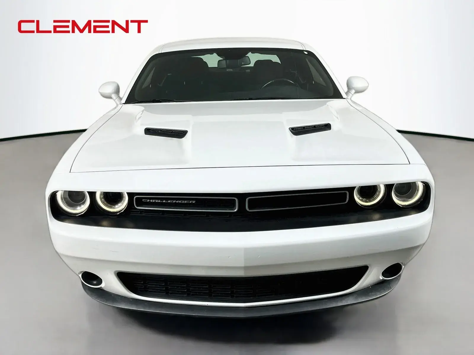 2023 Dodge Challenger SXT Auto photo 3