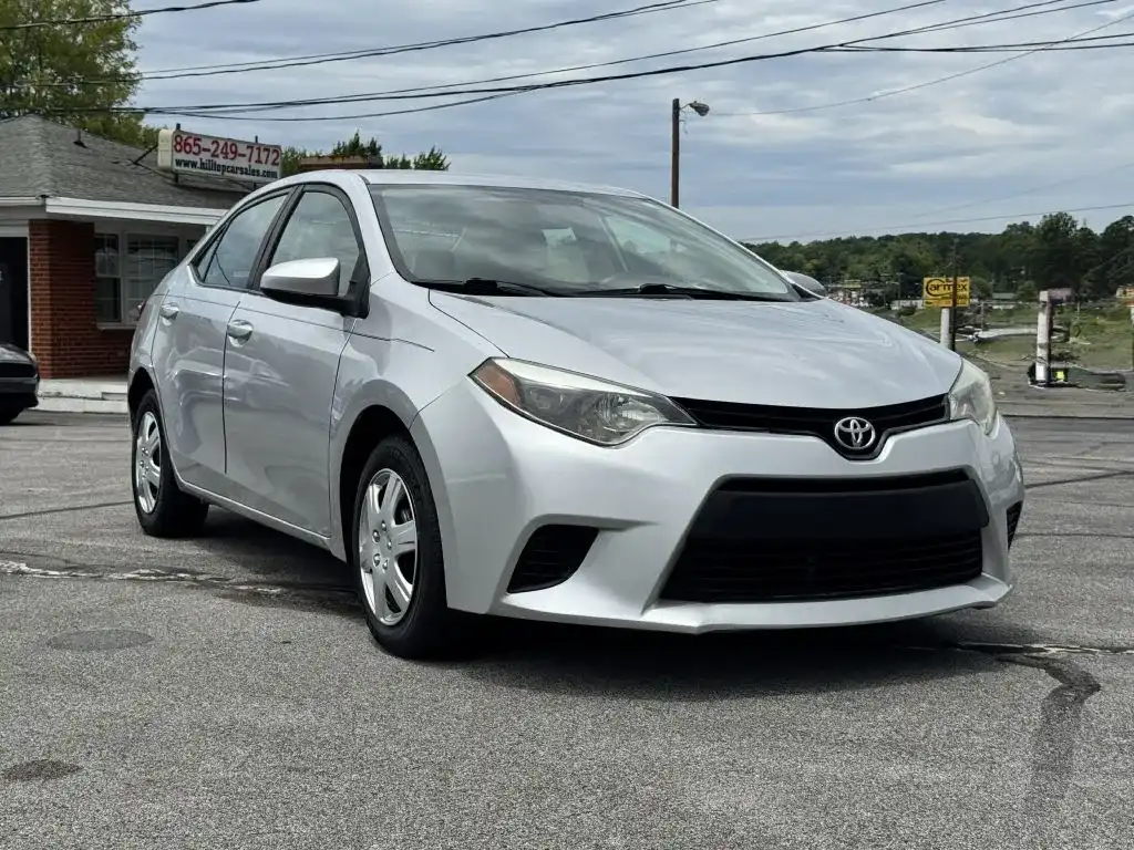 2015 Toyota Corolla L AT's photo