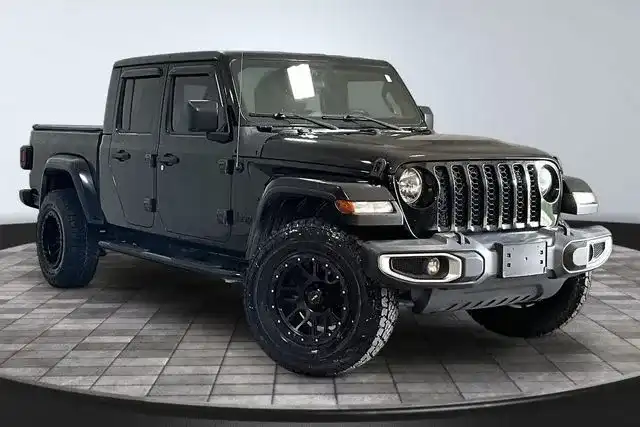 2021 Jeep Gladiator Sport S's photo