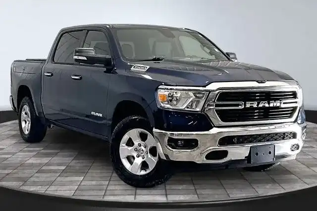 2019 RAM 1500 Big Horn/Lone Star 4WD Crew Cab 5'7's photo