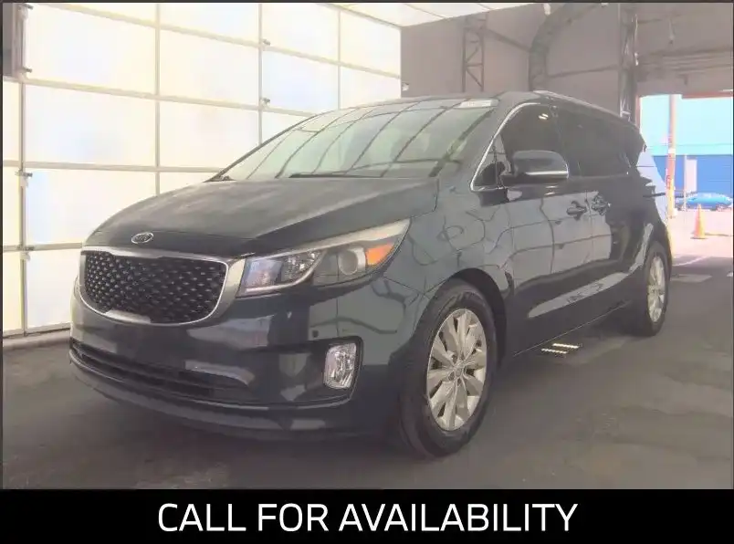 2017 Kia Sedona EX's photo