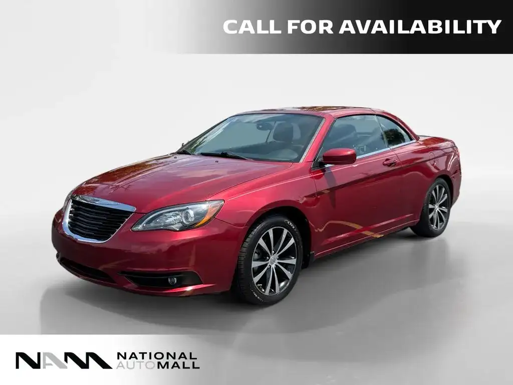 2013 Chrysler 200 S Convertible's photo